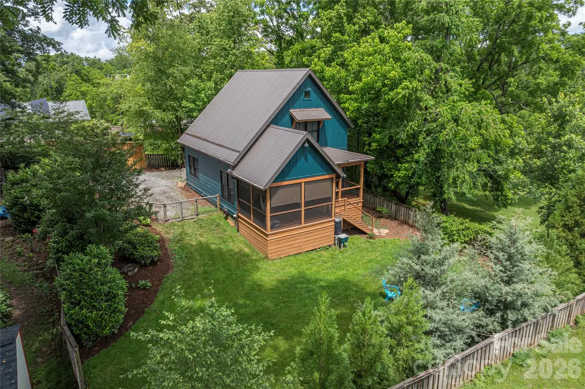 5 Grove Street, Weaverville, NC 28787 - #1