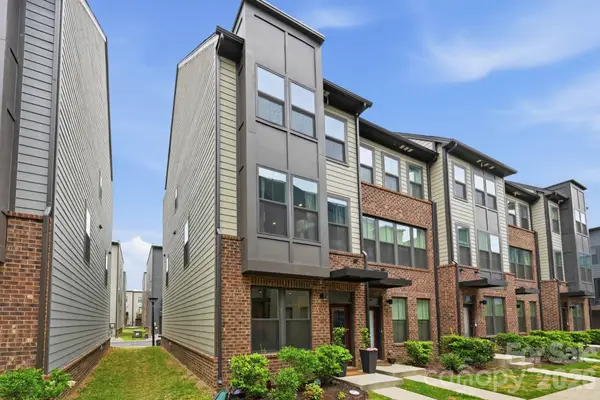3019 Terroir Lane, Charlotte, NC 28217