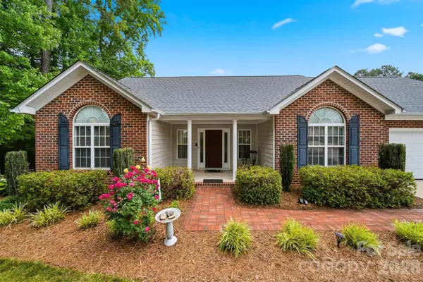 3422 N Bay Drive, Granite Falls, NC 28630