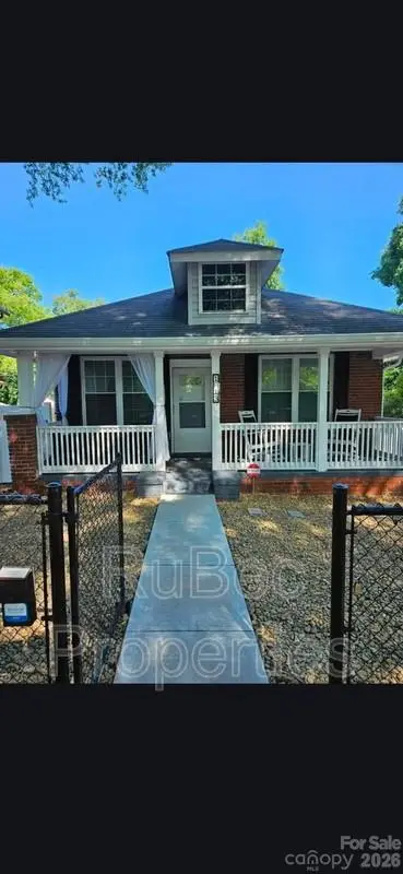 1813 Brewton Drive, Charlotte, NC 28206