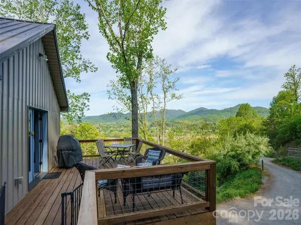 345 Moorehill Drive, Waynesville, NC 28786