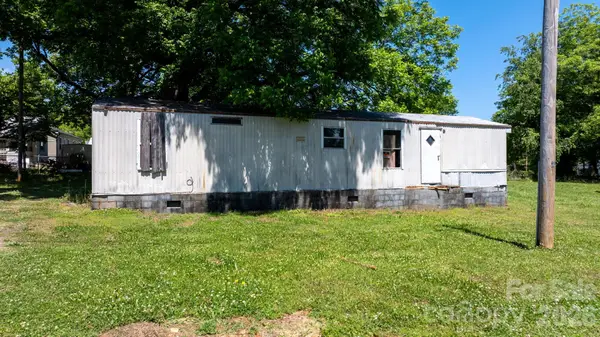 112 E 13th Street, Newton, NC 28658