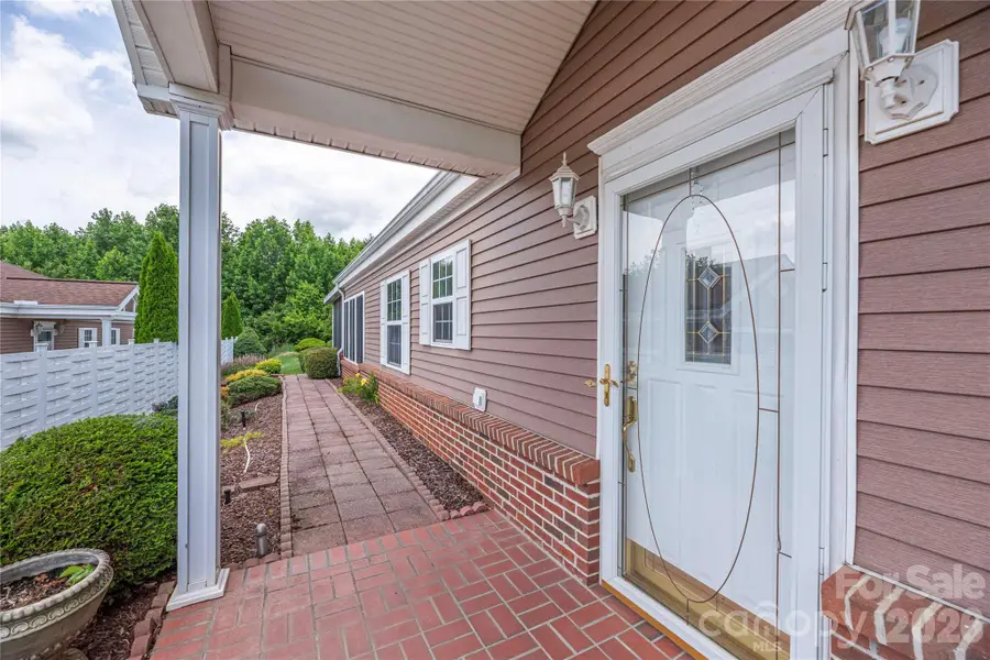 11 Heather Way #A, Candler, NC 28715 - #2