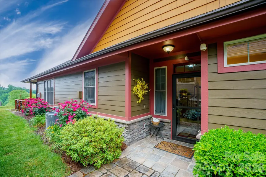 3 Holland Mountain View, Asheville, NC 28804 - #2
