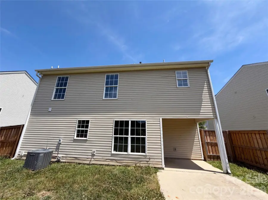 7115 Wandering Creek Drive, Charlotte, NC 28216 - #2
