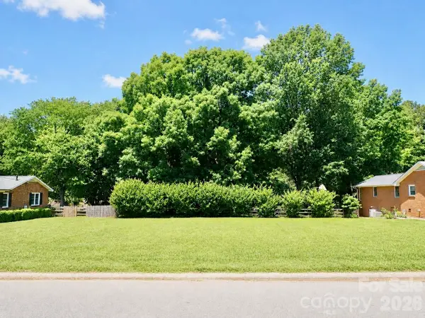 19832 Floral Lane, Cornelius, NC 28031