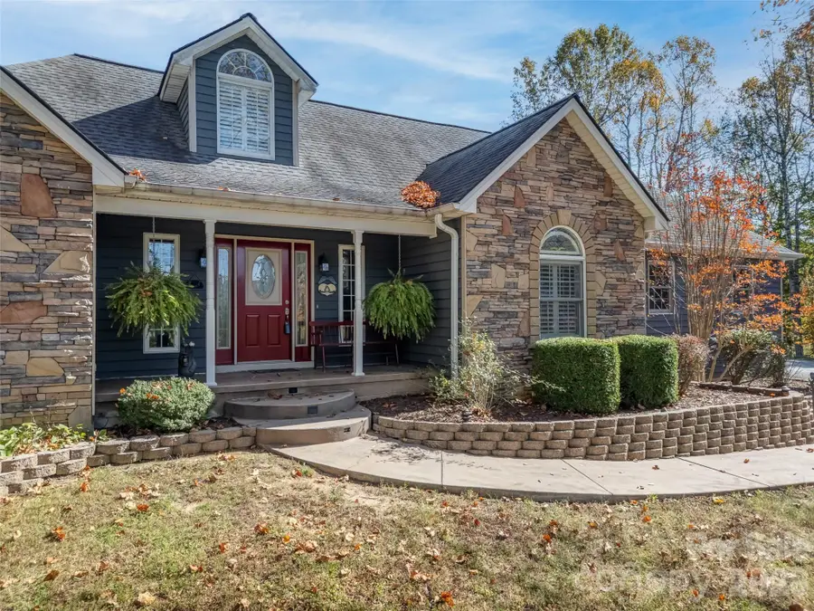 1340 Macedonia Road, Saluda, NC 28773 - #3