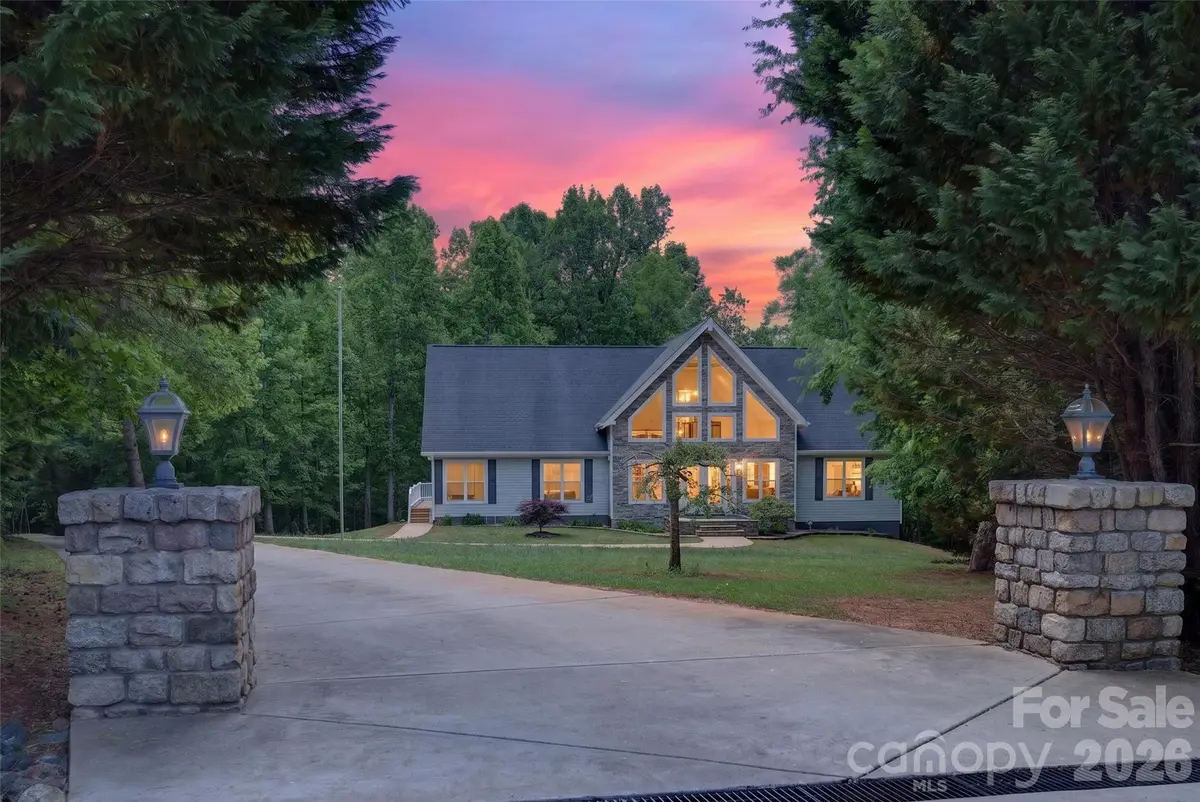 2977 Cabin Creek Drive, Catawba, NC 28609 - #1