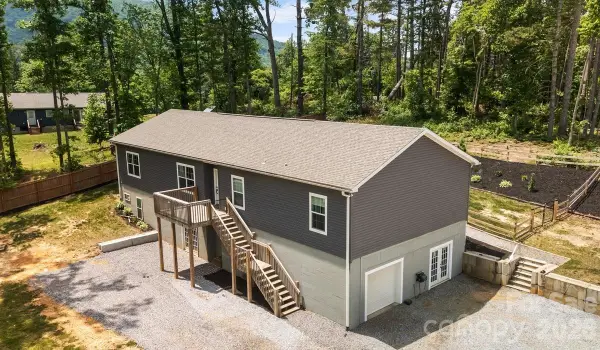 38 Fish Lake Drive, Fletcher, NC 28732