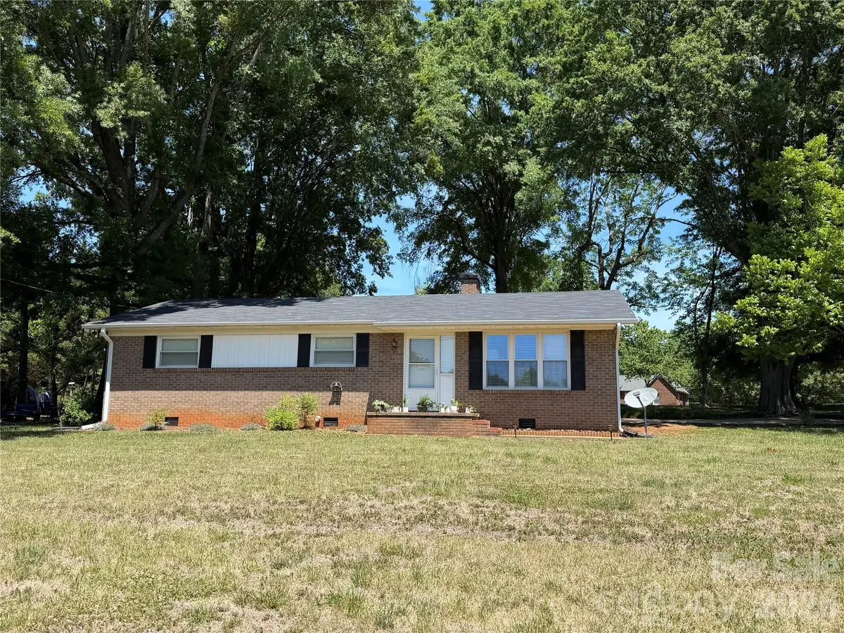 1771 24th Avenue Court Ne, Hickory, NC 28601 - #1