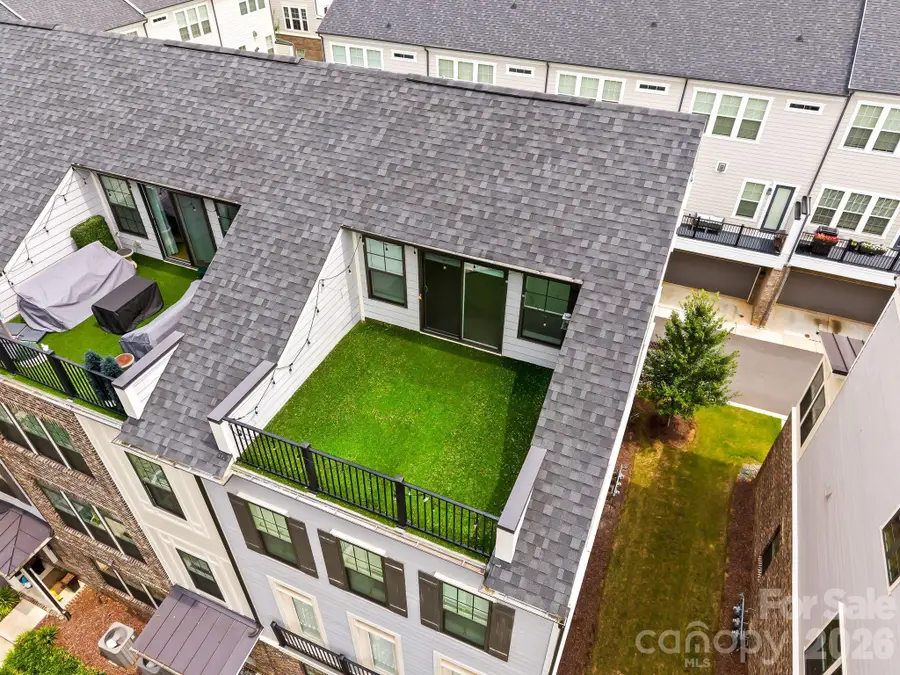 2525 Deacon Avenue, Charlotte, NC 28204 - #2