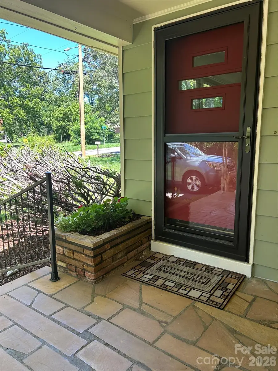 28 S College Street, Weaverville, NC 28787 - #3