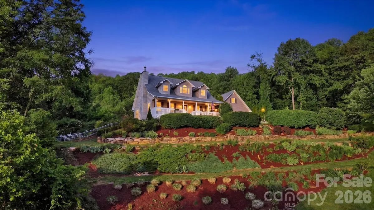 15 Racoon Point, Canton, NC 28716 - #1