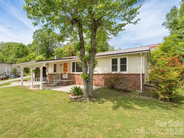 160 Cooper Street, Canton, NC 28716