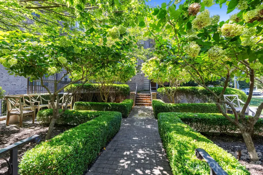 168 Cherokee Road, Charlotte, NC 28207 - #3