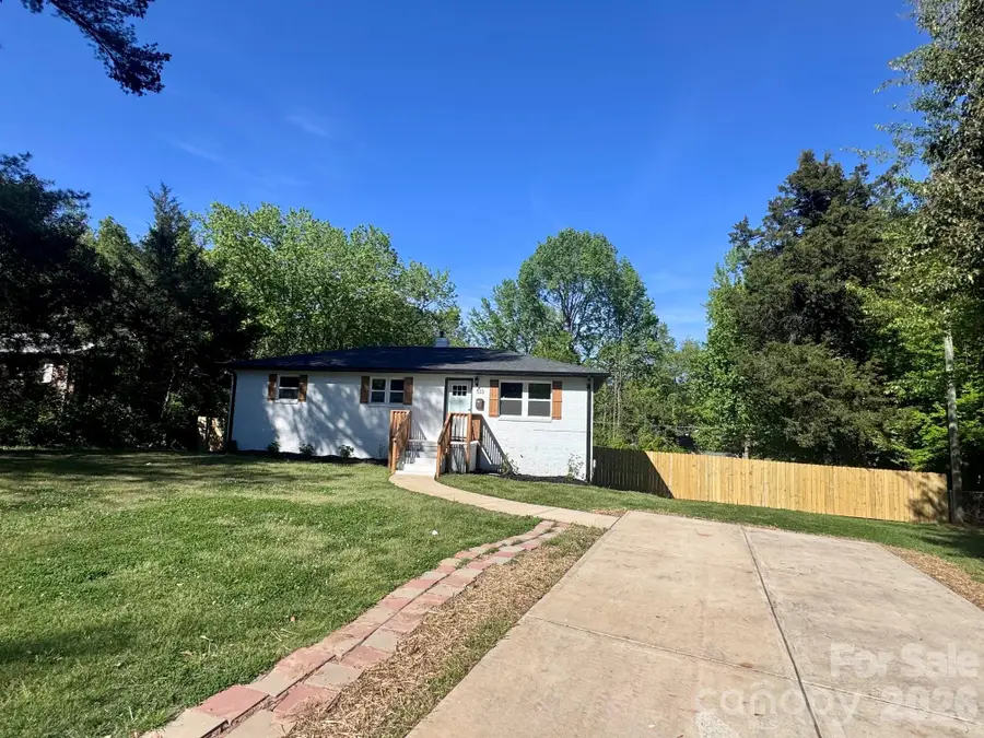 533 Frank Drive, Charlotte, NC 28215 - #3