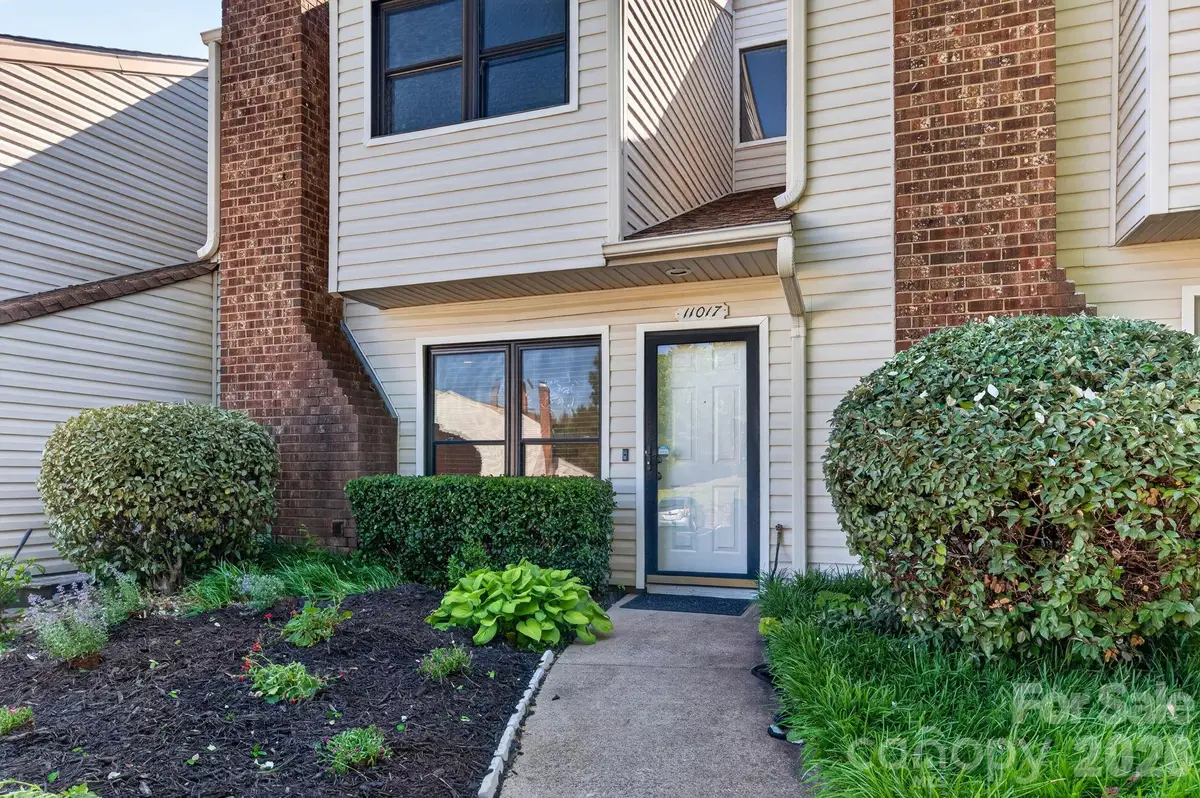11017 Carmel Crossing Road, Charlotte, NC 28226 - #1