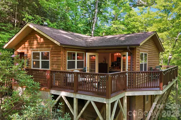 500 Winter Star Road, Burnsville, NC 28714
