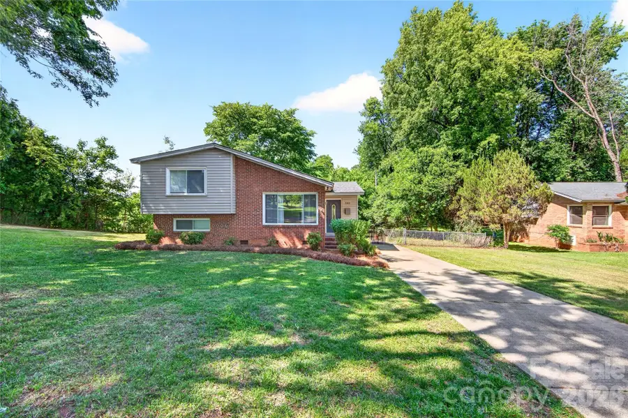501 Kenlough Drive, Charlotte, NC 28209 - #2