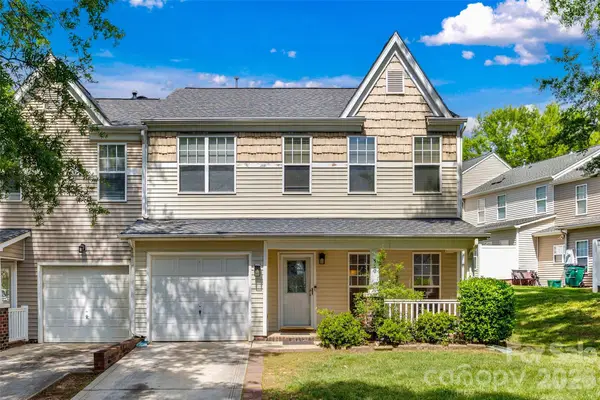 330 Bridal Veil Drive, Charlotte, NC 28217