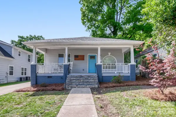 1521 Hawthorne Lane, Charlotte, NC 28205