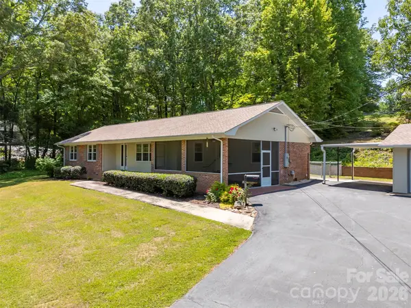 113 Chestnut Road, Landrum, SC 29356