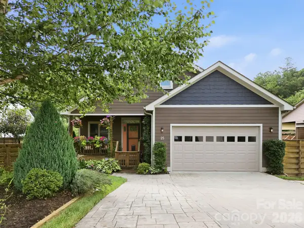 25 Linn Garden Lane, Swannanoa, NC 28778