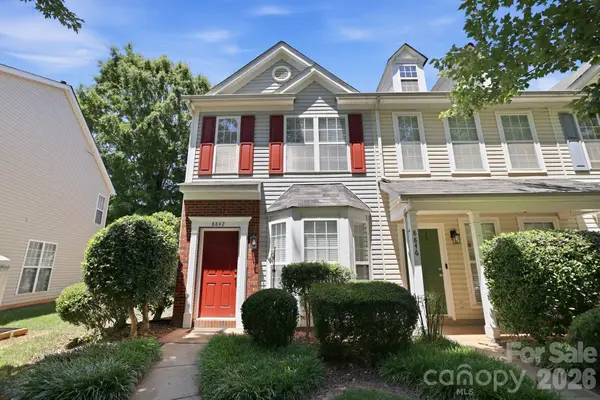 8842 Gerren Court, Charlotte, NC 28217