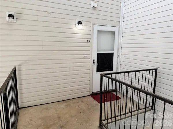 9123 Spyglass Place #I, Charlotte, NC 28214