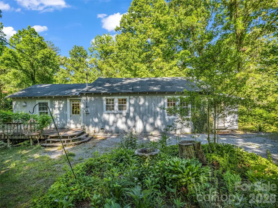 315 Alabama Avenue, Hendersonville, NC 28739 - #3