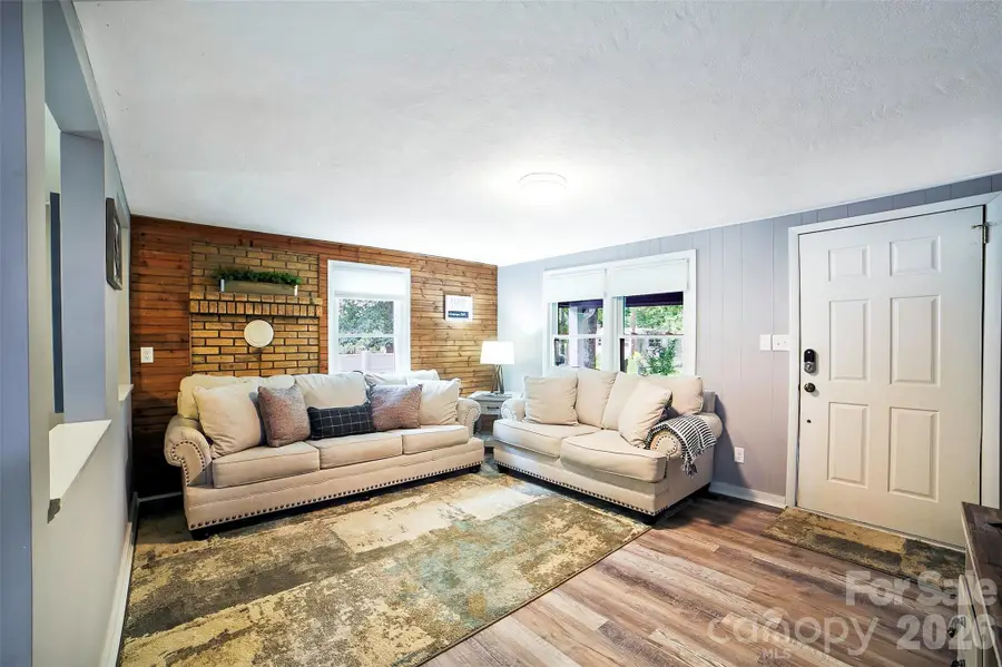 22 Glenview Place, Arden, NC 28704 - #2