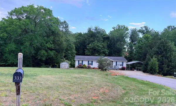 333 Howard Norton Drive, Hiddenite, NC 28636