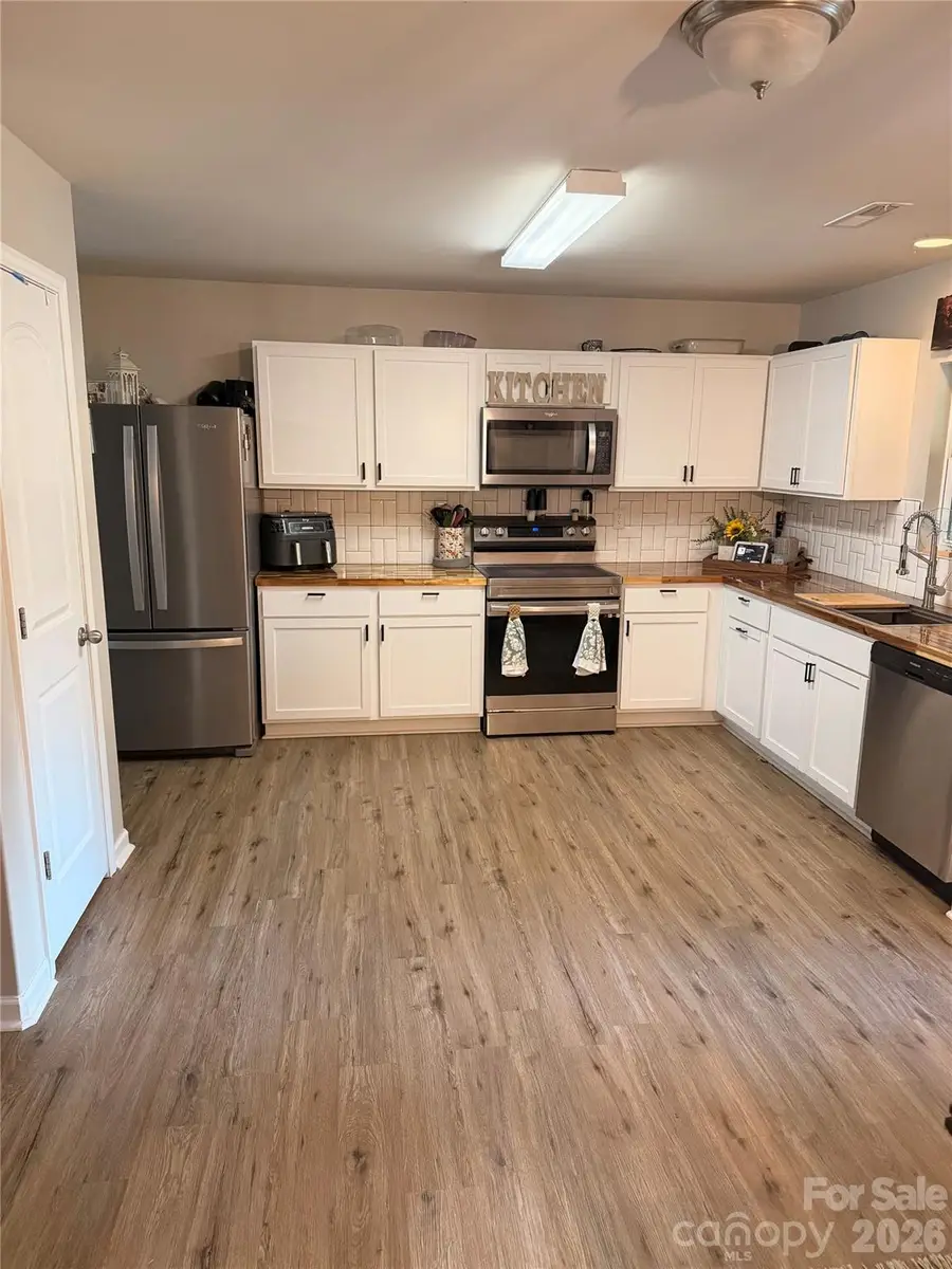 2212 Pinnacle View Drive, Kings Mountain, NC 28086 - #3
