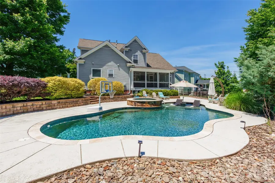 6008 Langham Court, Charlotte, NC 28269 - #2