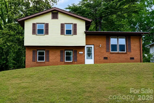 5001 Springview Road, Charlotte, NC 28213