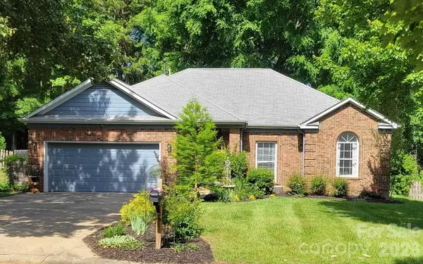 11219 Isthmus Court, Charlotte, NC 28215