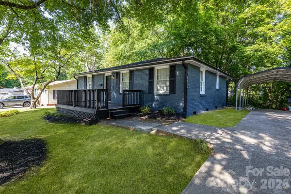 3637 Glenville Avenue, Charlotte, NC 28215
