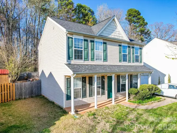5414 Peachwood Drive, Charlotte, NC 28216