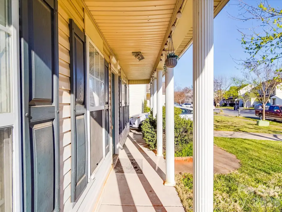5414 Peachwood Drive, Charlotte, NC 28216 - #2
