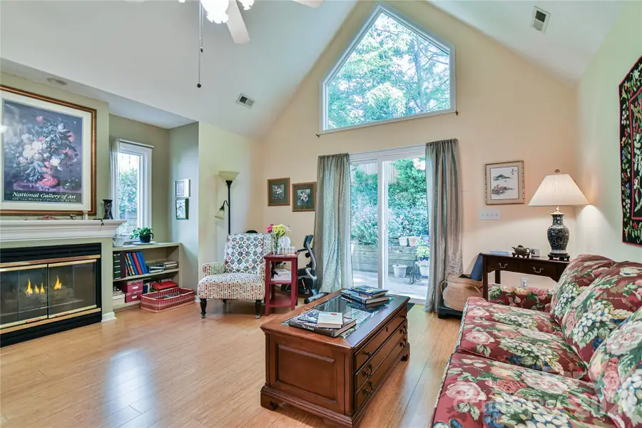 13 Silver Place, Black Mountain, NC 28711 - #3