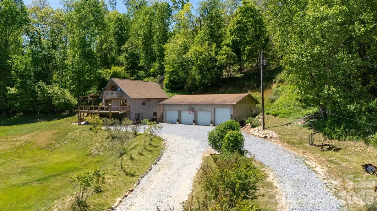 93 Franklin Crest Road, Spruce Pine, NC 28777 - #1