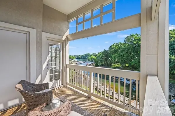 108 Pier 33 Drive #409, Mooresville, NC 28117