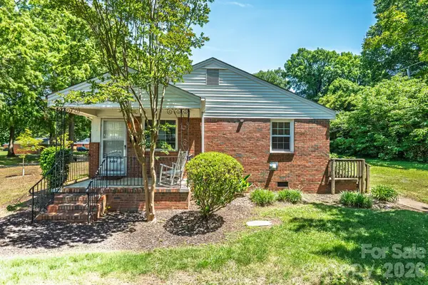 3241 Minnesota Road, Charlotte, NC 28208