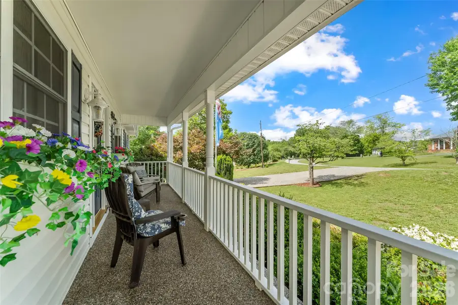 183 Greenlea Circle, Taylorsville, NC 28681 - #2
