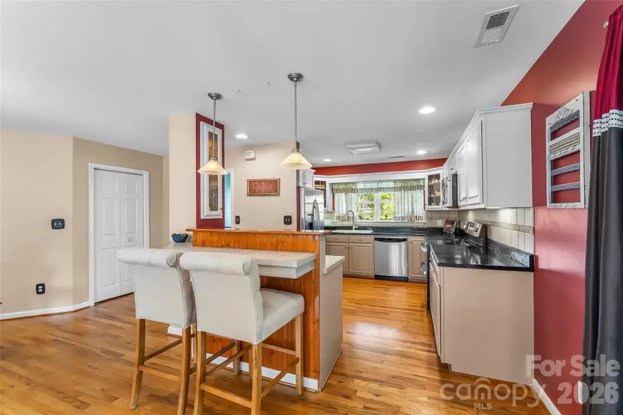 183 Greenlea Circle, Taylorsville, NC 28681 - #3