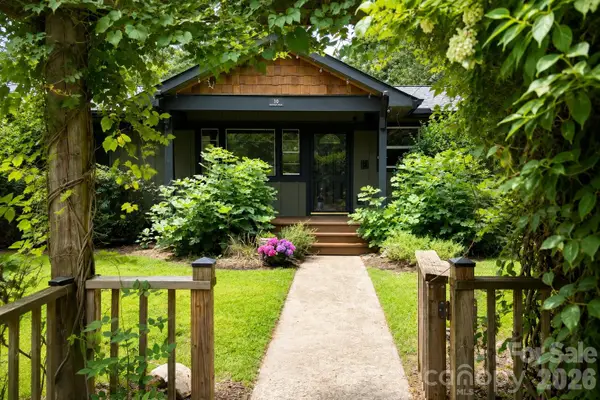 10 Davenport Place, Asheville, NC 28806