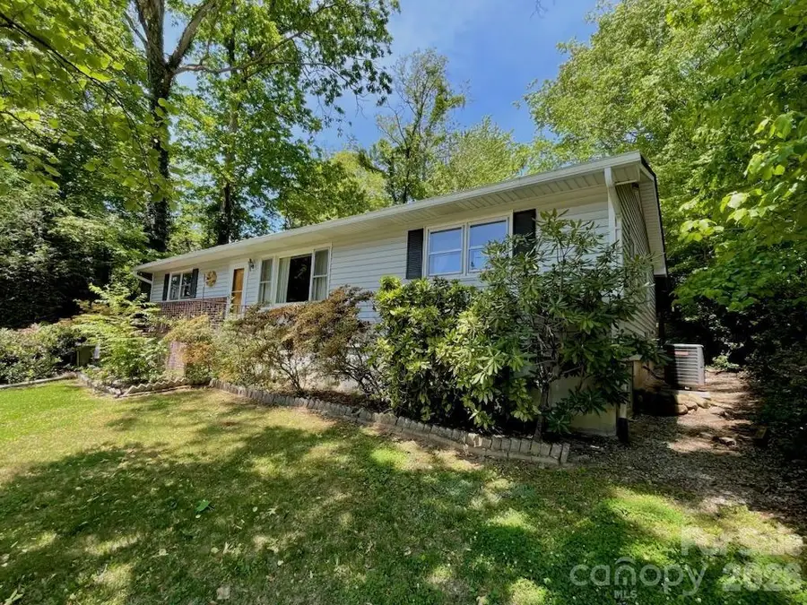 213 N Park Lane, Black Mountain, NC 28711 - #3