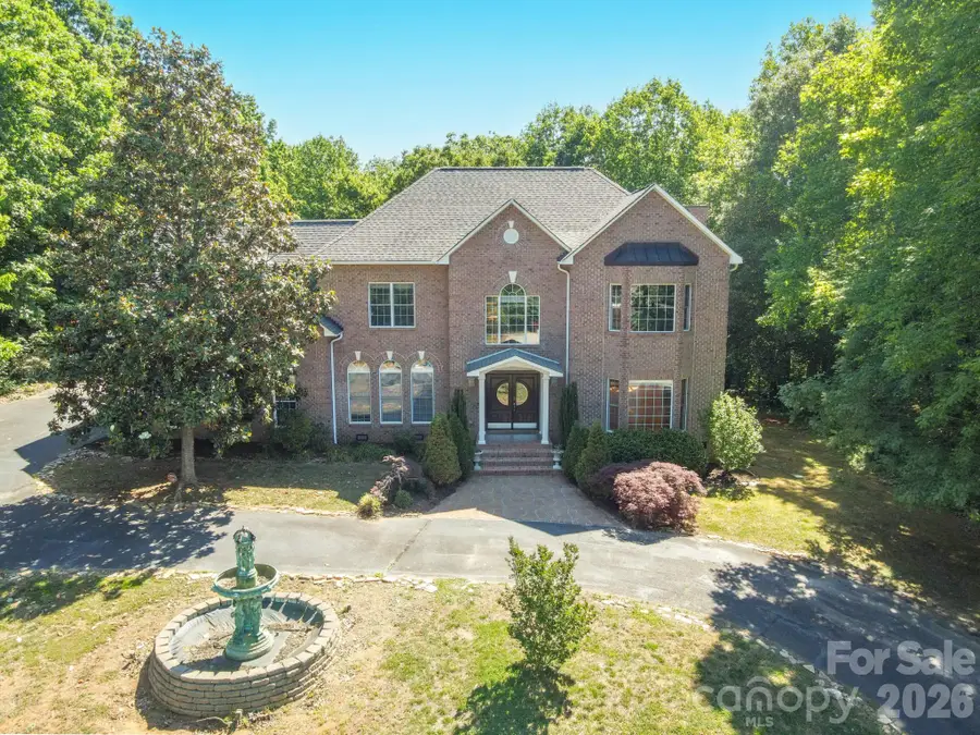 381 Lake Forest Drive, Taylorsville, NC 28681 - #2