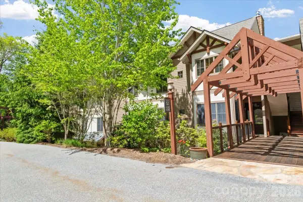 52 Logging Horse Road #A/102, Burnsville, NC 28714