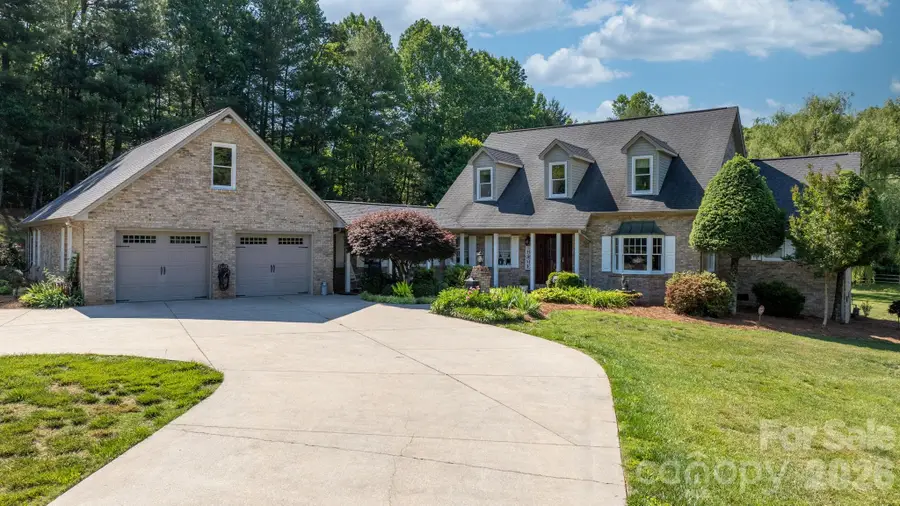 401 Redwood Court, Lenoir, NC 28645 - #2